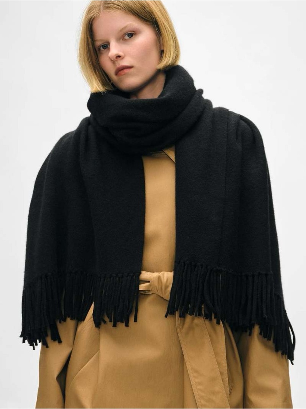 White + Warren Cashmere Blend Tassel Scarf Black 21050